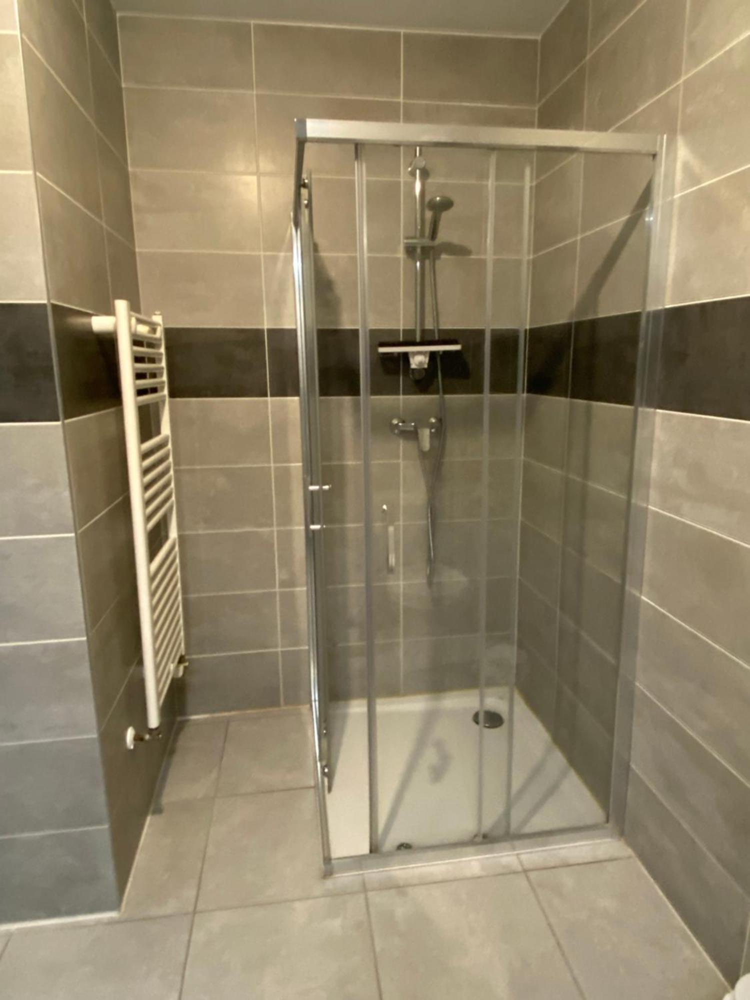Appartement Neuf A St Jean De Niost Tout Confort 圣约翰德尼奥斯特 外观 照片