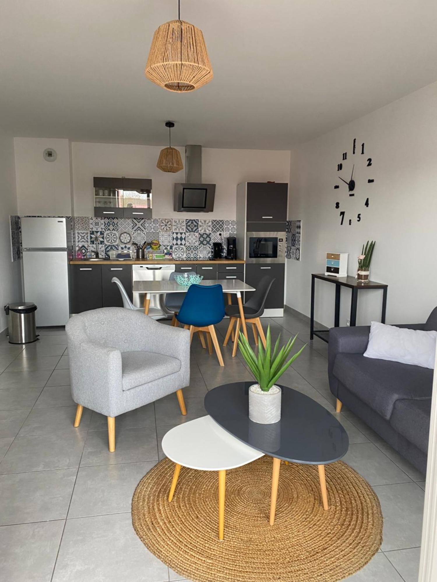 Appartement Neuf A St Jean De Niost Tout Confort 圣约翰德尼奥斯特 外观 照片